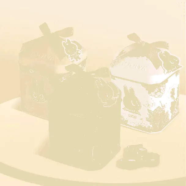 Godiva x Labubu Classic Master Series,Raspberry Dark Chocolate Gift Box, 2.46 oz [Limited Edition Collaboration]