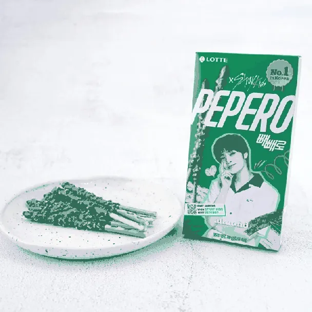 PEPERO Almond Chocolate Biscuit Stick 1.12 oz【Stray Kids Pick】【Packing May Vary】