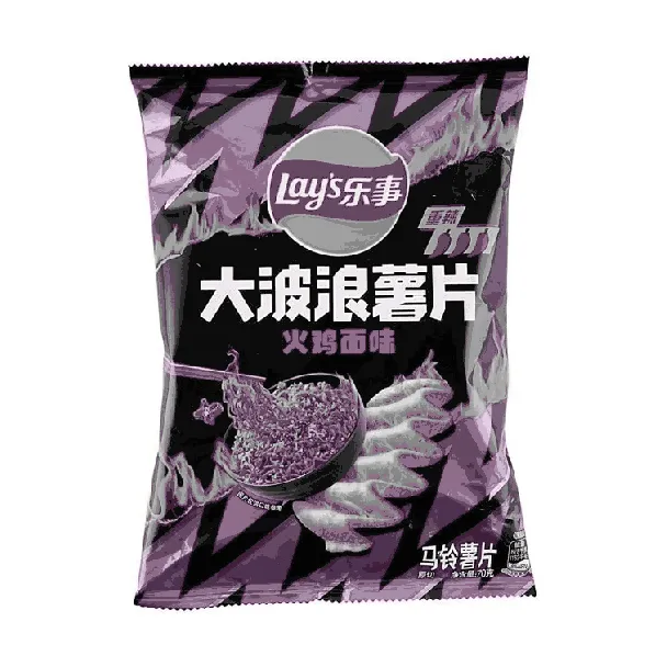 Wavy Potato Chips, Buldak Spicy Chicken Ramen Flavor, 2.47 oz